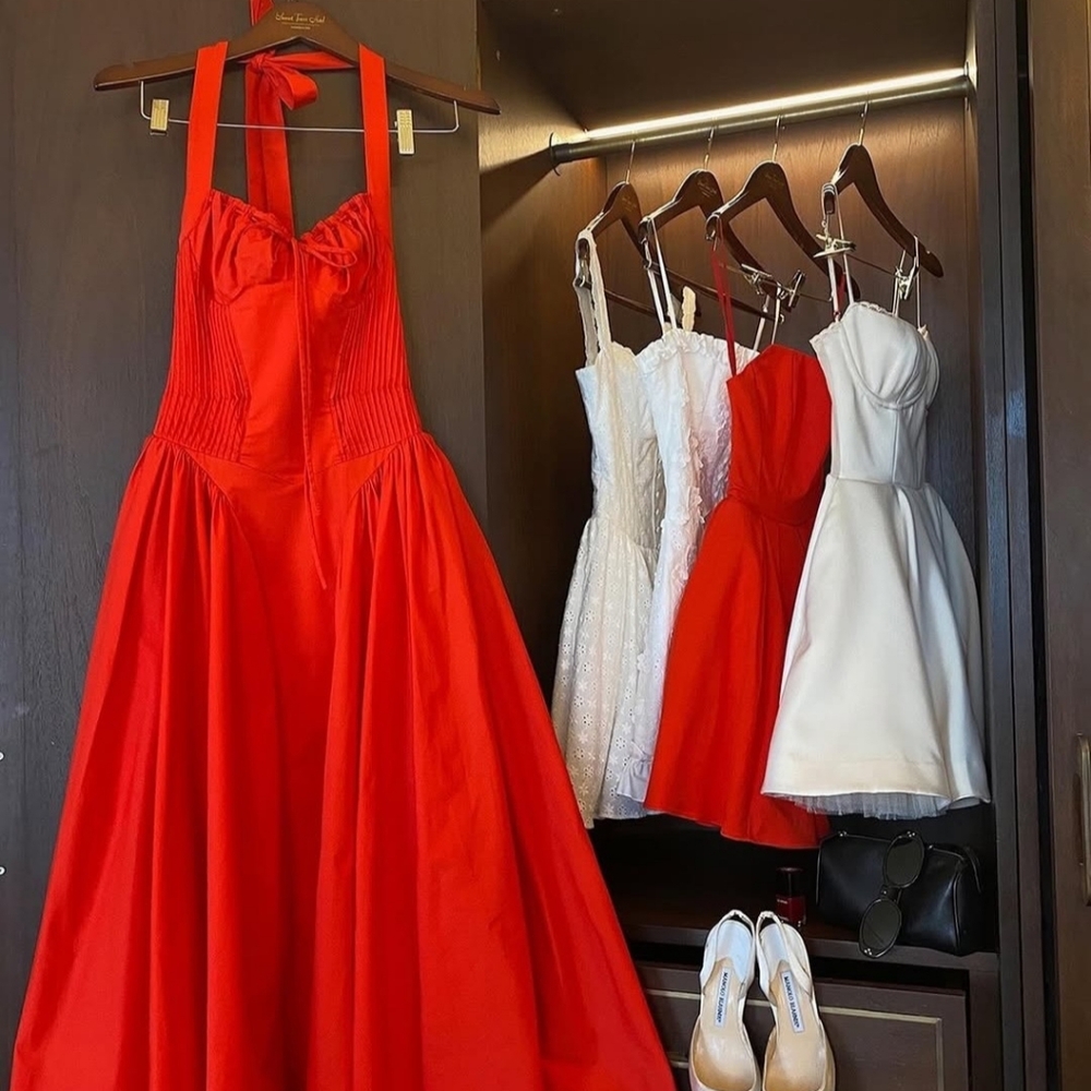 HOUSE OF CB “COQUETTE” SCARLET HALTER MIDI DRESS - Picture 4 of 5